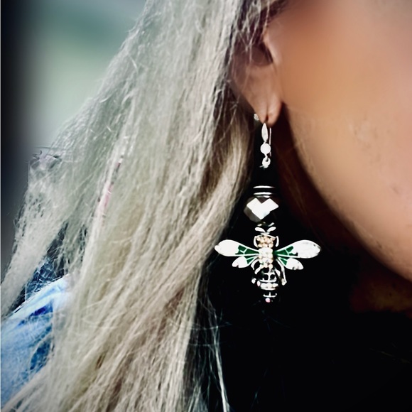 NWT Clare MacCarley Designer Earrings - Picture 3 of 8